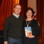 Presentazione di Al sur de las cosas – Associazione Dante Alighieri (sede Tucuman) – Buenos Aires – 2012 (Pasqualino Bongiovanni e il soprano Claudia Llovet)